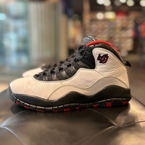 Air Jordan 10 Retro Chicago Double Nickel Size 9.5 Men Shoes - Picture 1 of 7